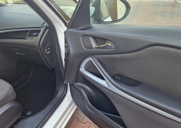 Opel Zafira cena 32900 przebieg: 221289, rok produkcji 2014 z Witnica małe 562